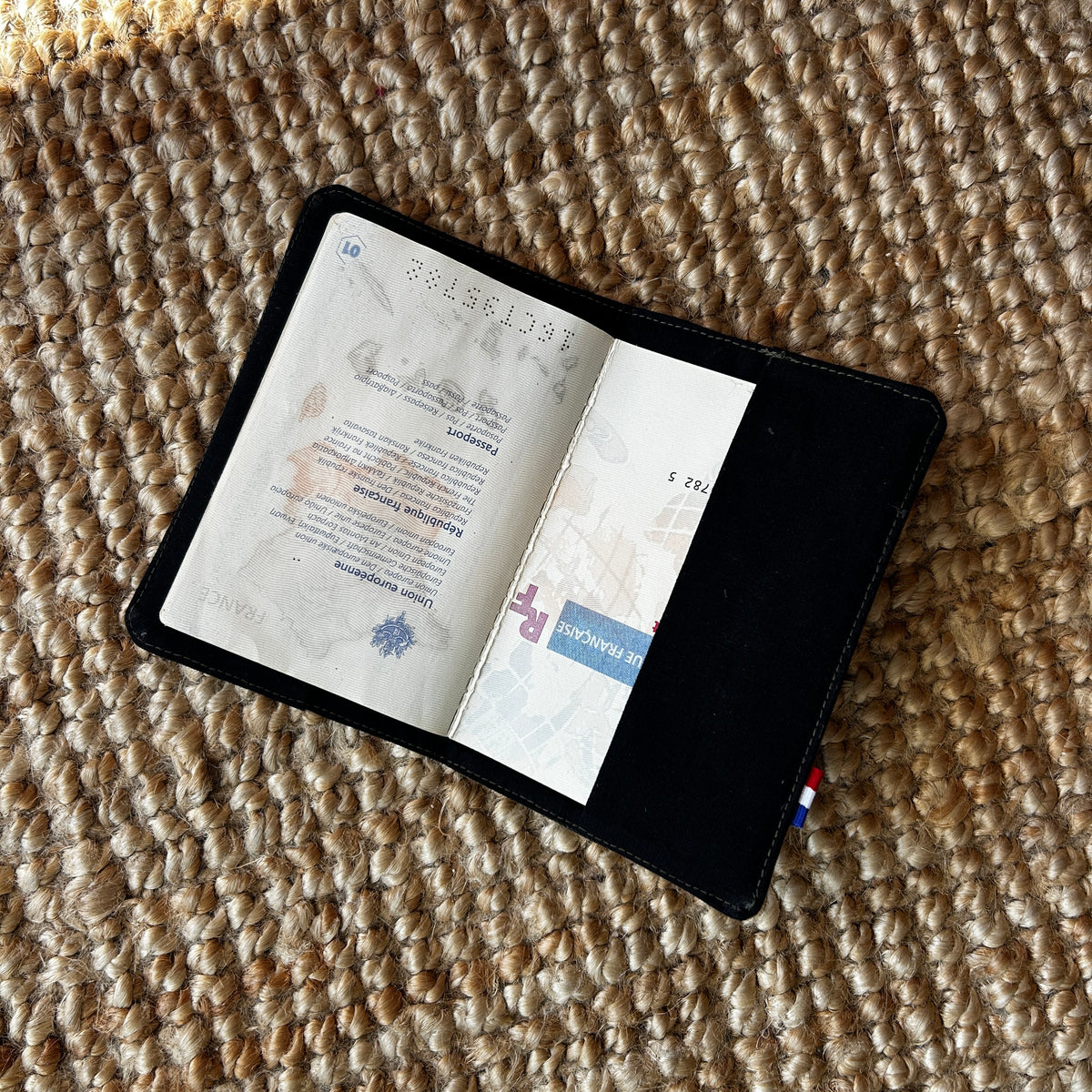 Nouveau - Protège passeport CAMO